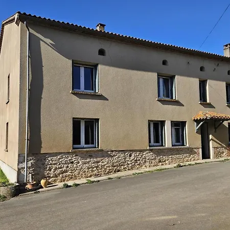 Vakantiehuis Trivalou Fauch